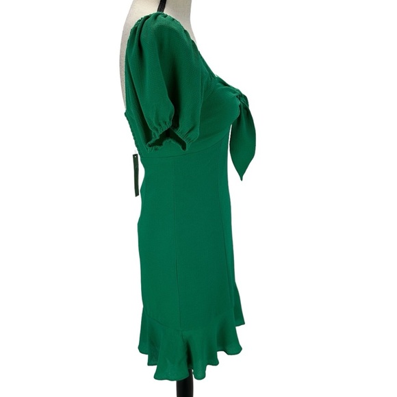 BCBGeneration Short Sleeve Front Knot Smocked Back Mini Dress - Green - size XXS - Picture 2 of 8